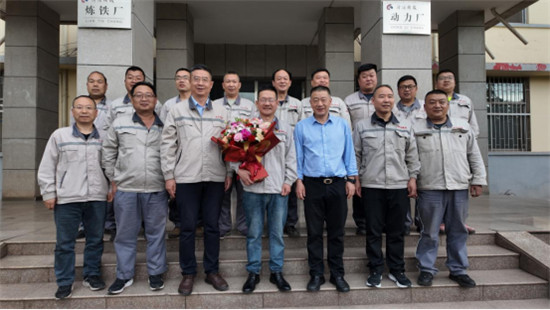 1746066404152306.jpg (官網(wǎng)、公眾號)濟(jì)源鋼鐵王洪杰榮獲“全國勞動模范”稱號148.jpg